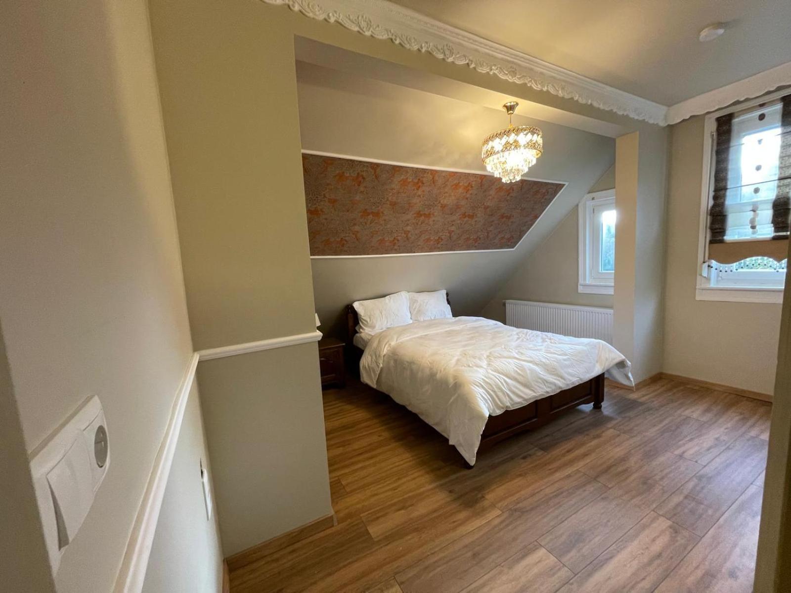 Boutique Hotel Am Bahndamm Нойхаус ам Ренвег Екстериор снимка