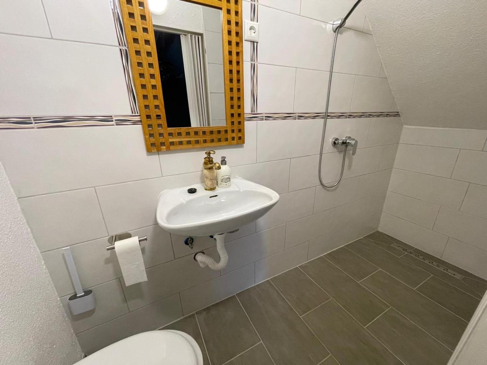 Boutique Hotel Am Bahndamm Нойхаус ам Ренвег Екстериор снимка