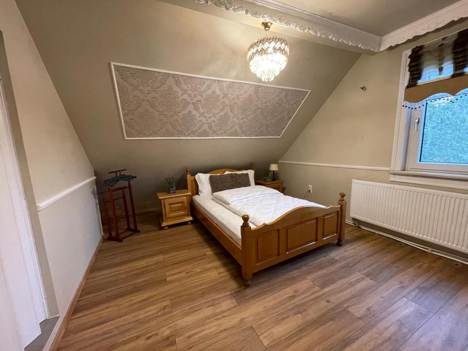 Boutique Hotel Am Bahndamm Нойхаус ам Ренвег Екстериор снимка