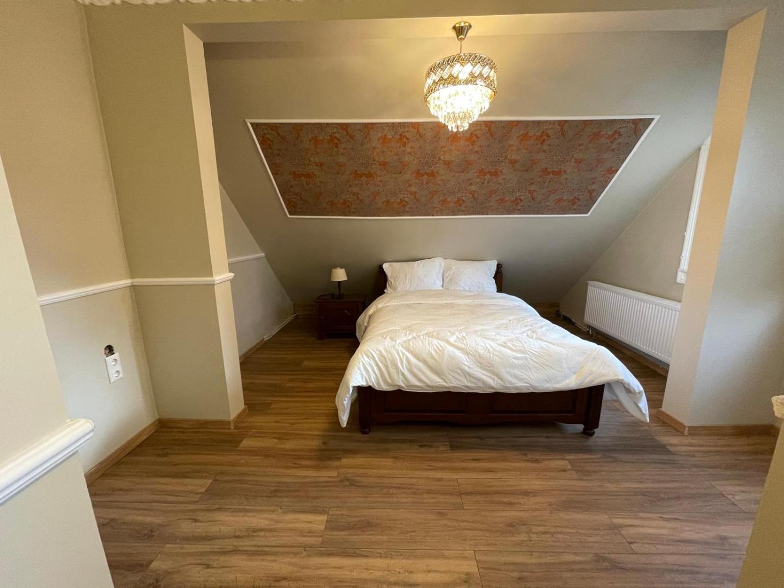 Boutique Hotel Am Bahndamm Нойхаус ам Ренвег Екстериор снимка