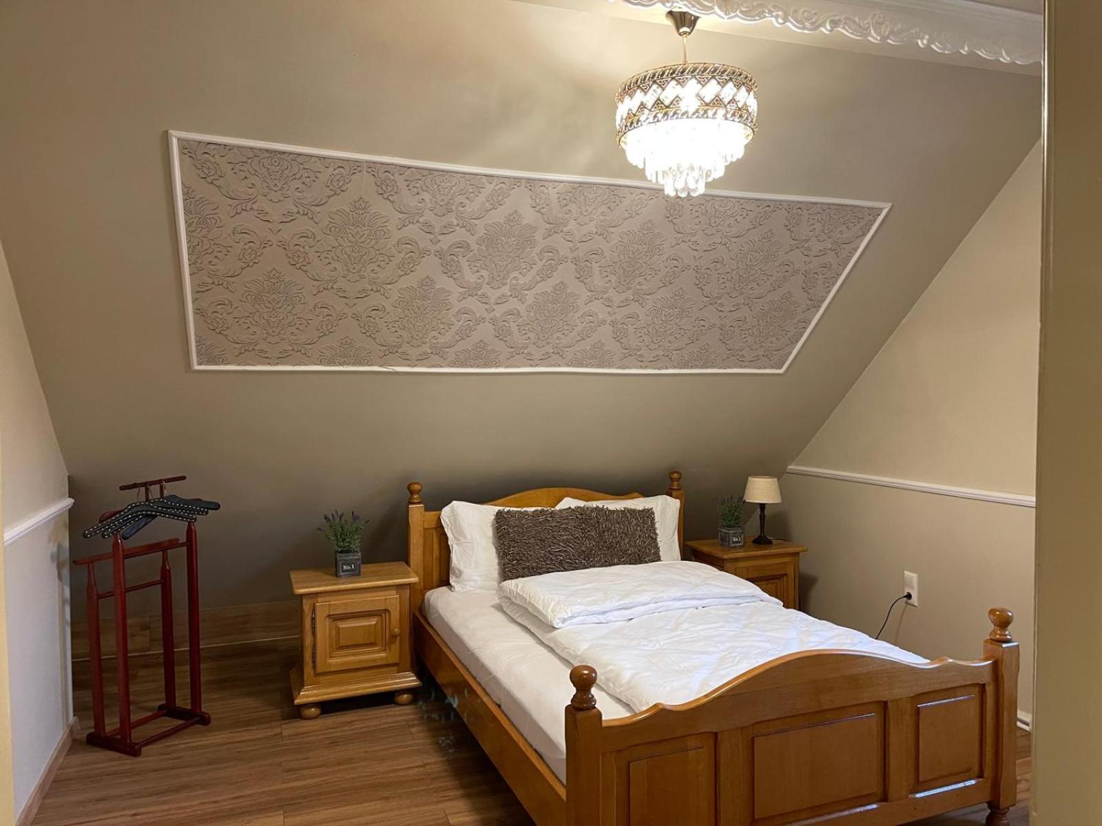 Boutique Hotel Am Bahndamm Нойхаус ам Ренвег Екстериор снимка