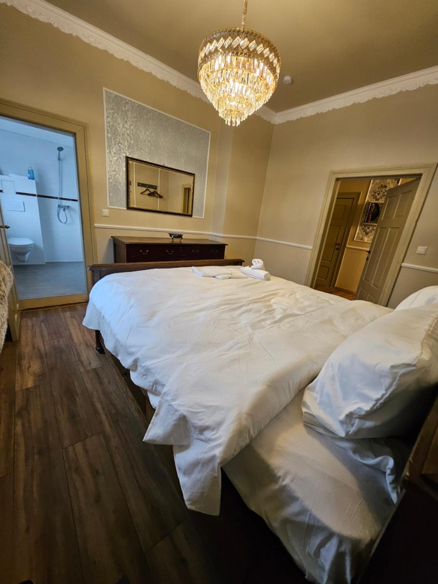 Boutique Hotel Am Bahndamm Нойхаус ам Ренвег Екстериор снимка