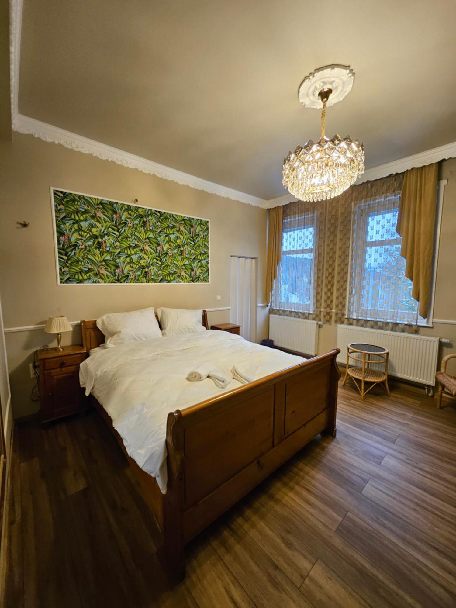 Boutique Hotel Am Bahndamm Нойхаус ам Ренвег Екстериор снимка